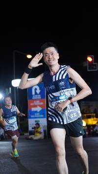 BIB: 201
                            <button type="button" onclick="openModal(23029989)" class="btn btn-primary btn-sm float-right btn-popup" data-toggle="modal" data-target=".modal-high-quality">
                        <i class="fas fa-shopping-cart"></i> Add to Cart
                    </button>
                                            <button type="button" onclick="isThisMe(23029989, true)" class="btn btn-success btn-sm float-right btn-popup btn-isme hidden" data-toggle="tooltip" data-placement="bottom" title="นี่คือรูปของคุณใช่ไหม คลิกที่นี่เพื่อเอาเข้าอัลบั้ม">
                        <i class="fas fa-plus"></i> Add to album
                    </button>
                    <button type="button" onclick="isThisMe(23029989, false)" class="btn btn-warning btn-sm float-right btn-popup btn-isnotme hidden">
                        <i class="fas fa-ban"></i> Remove from album
                    </button>